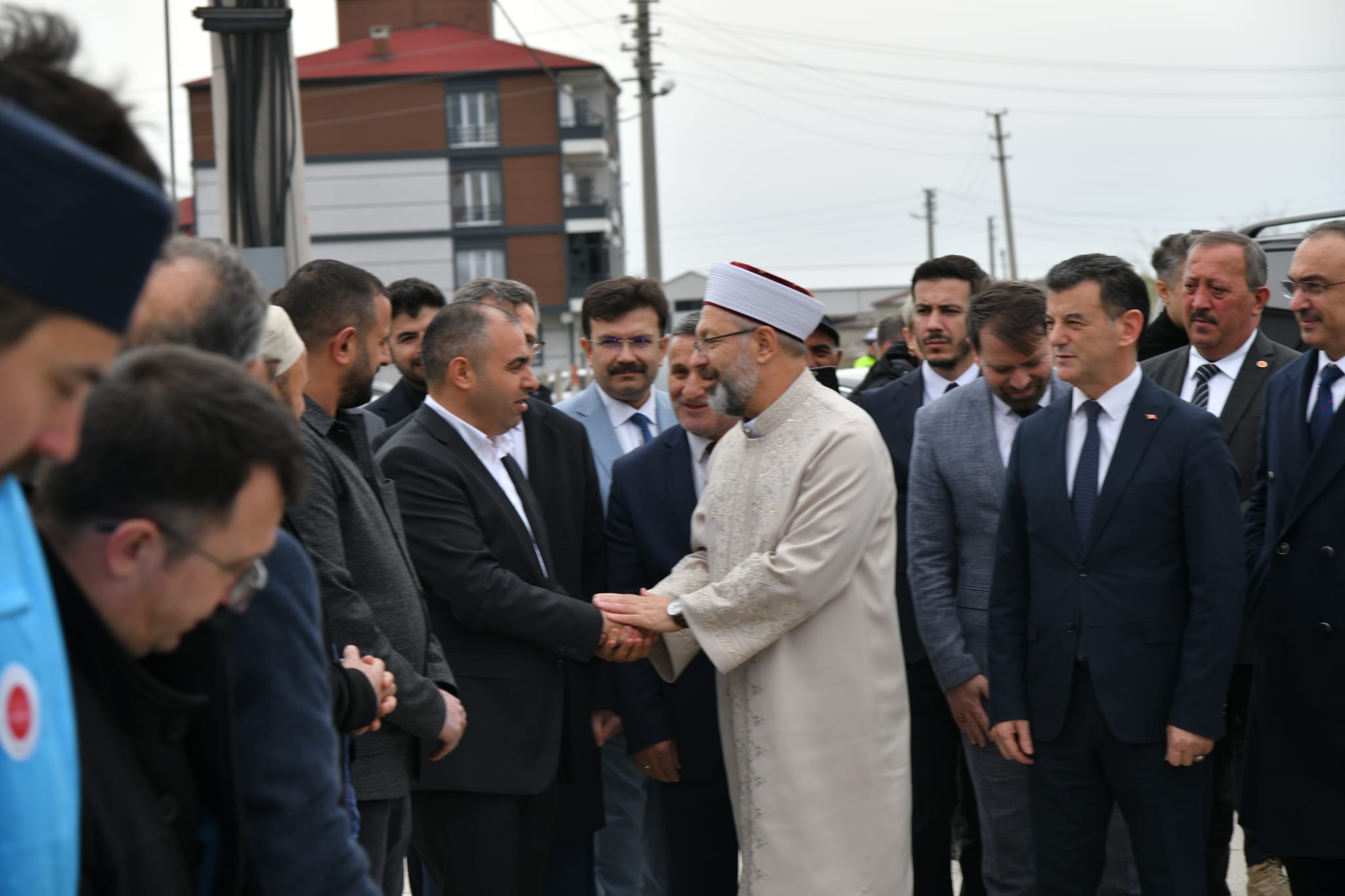 Diyanet İşleri Başkanı Erbaş Hacı Aras Cami ve Kuran Kursunun Açılışını Yaptı