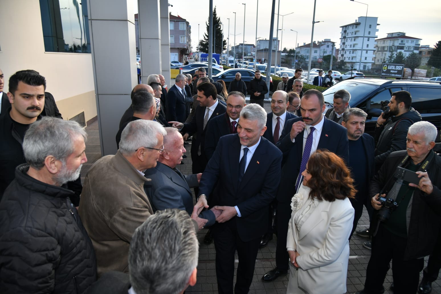 Ticaret Bakanı Bolat Ergene Belediyesini Ziyaret Etti