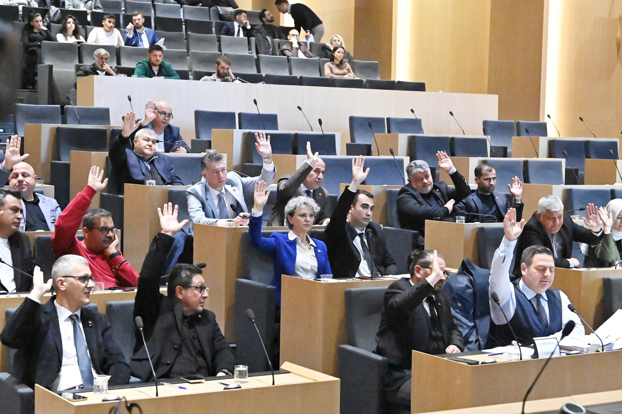 Kültürel faaliyetlerden onlar sorumlu