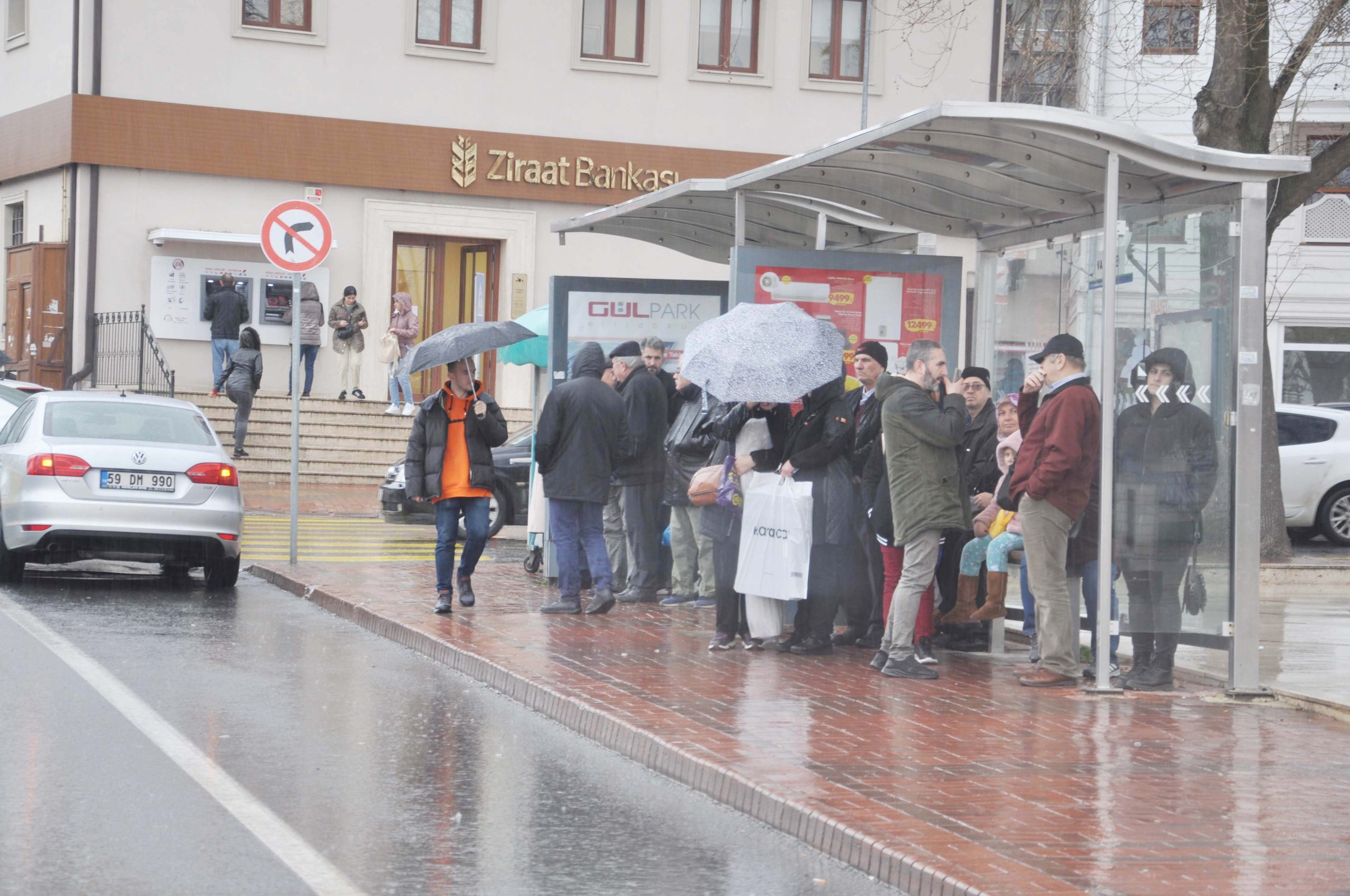 Yağış geçişlerine dikkat!