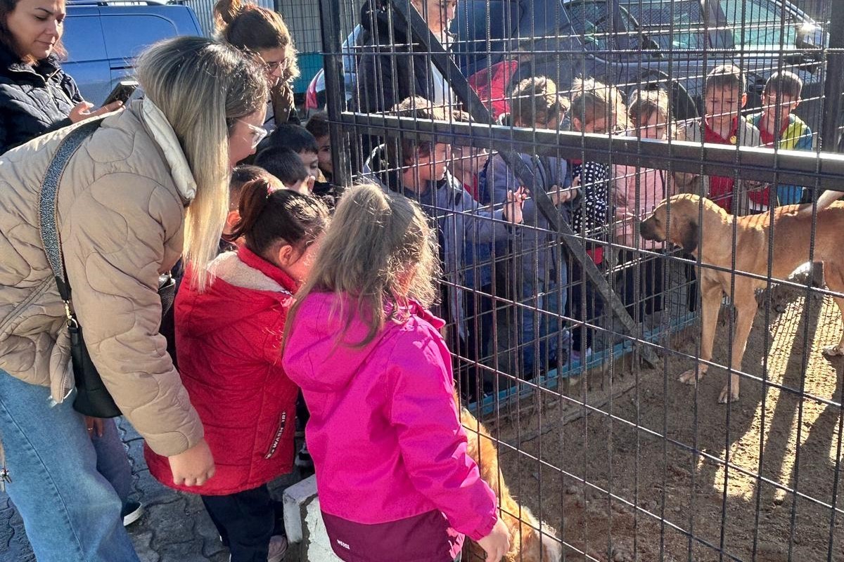 Miniklerden Anlamlı Ziyaret