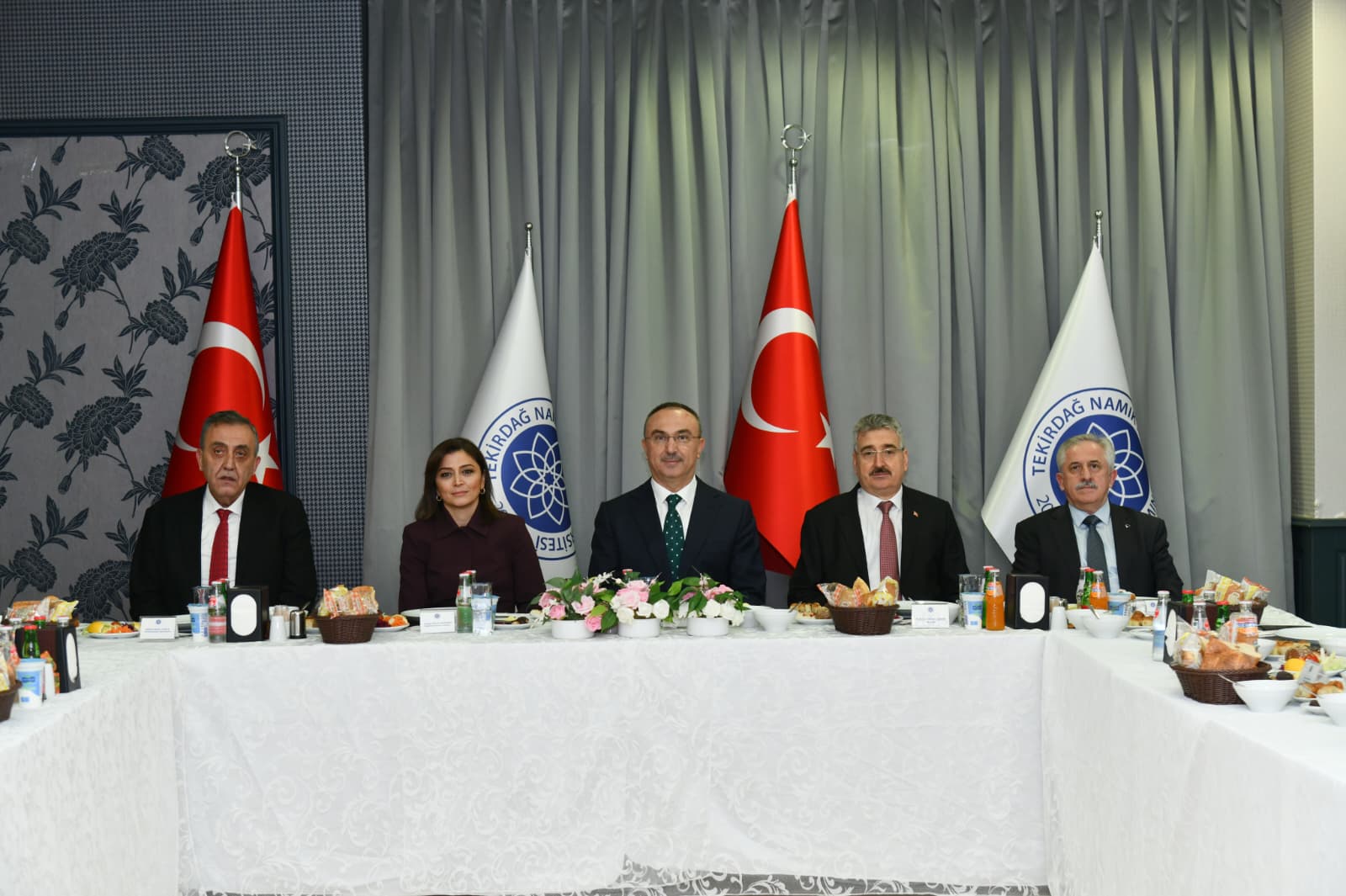 Vali Soytürk Tekirdağ Namık Kemal Üniversitesi’nde Düzenlenen İftara Katıldı