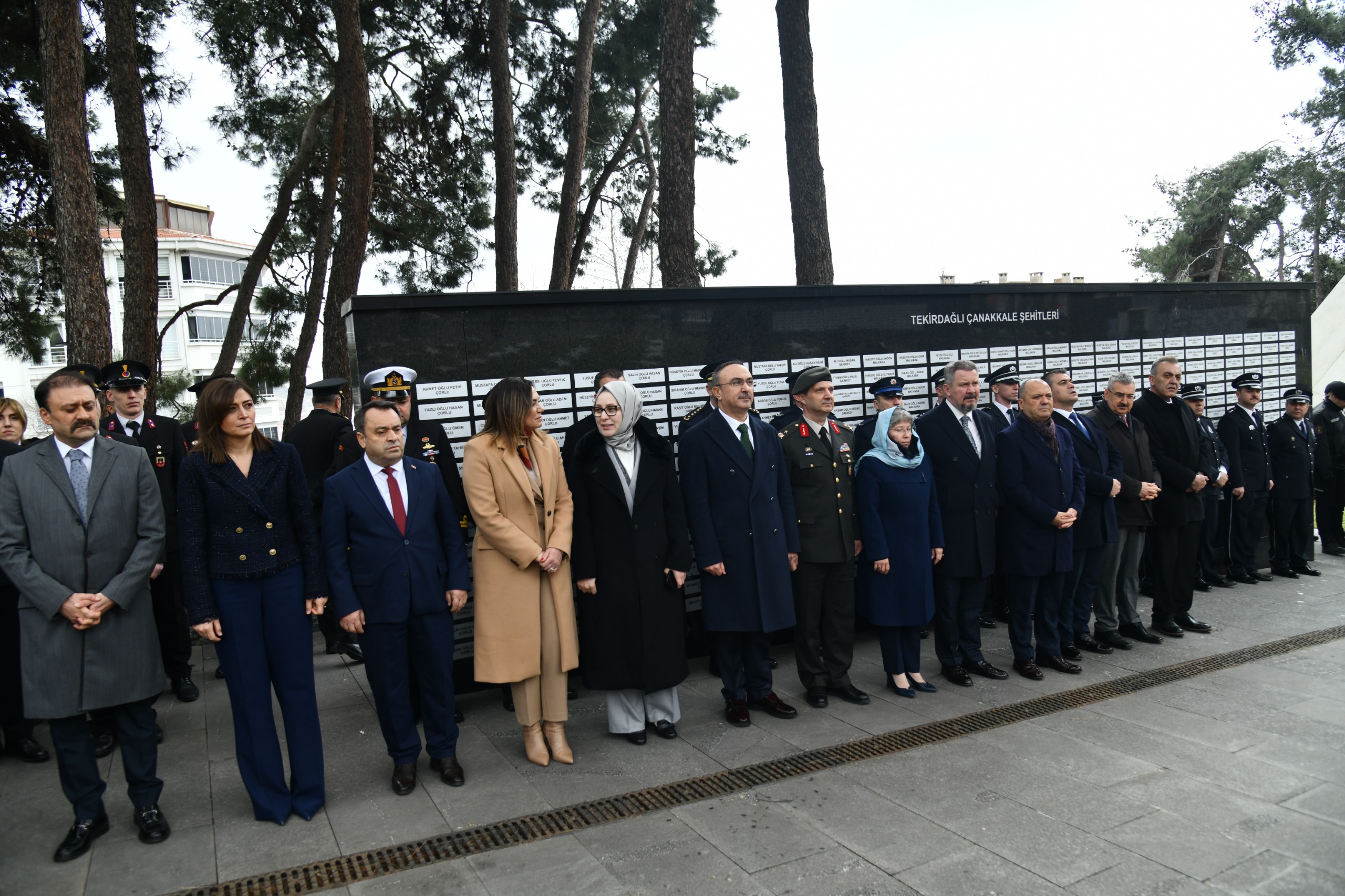 Vali Soytürk Tekirdağ Şehitler Abidesi’ni Ziyaret Etti