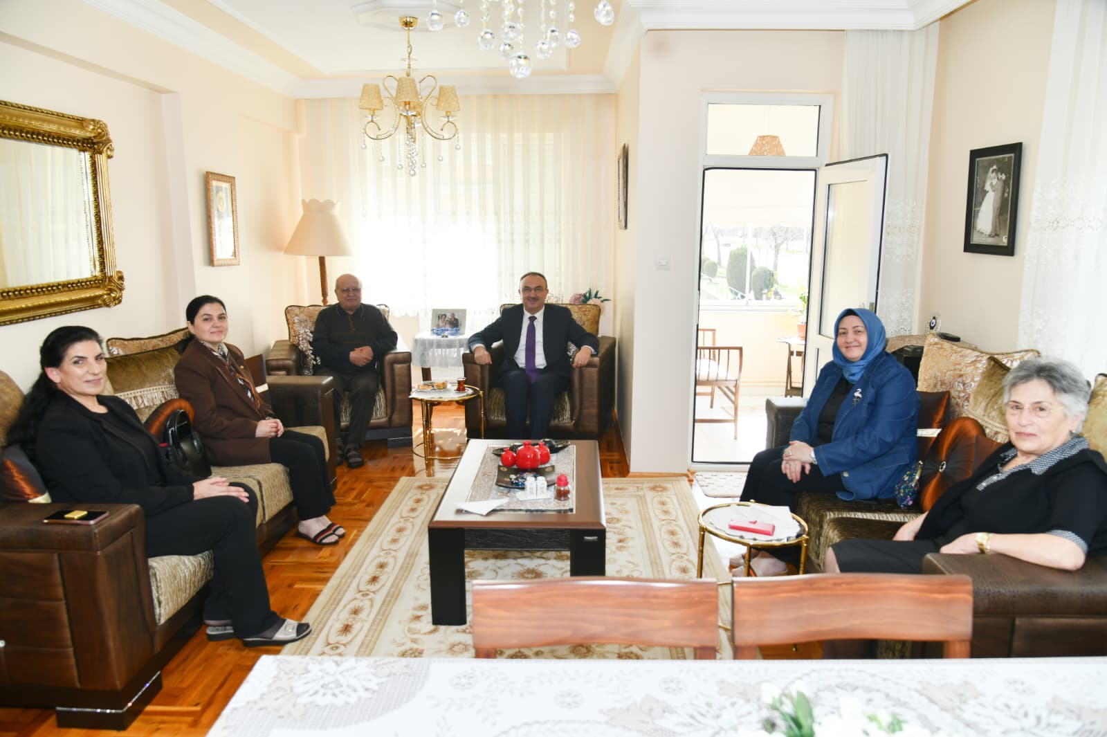 Vali Soytürk ve Nurdan Soytürk Türkiye Muharip Gaziler Derneği Tekirdağ Şube Başkanı Açıkgöz’ü Ziyaret Etti