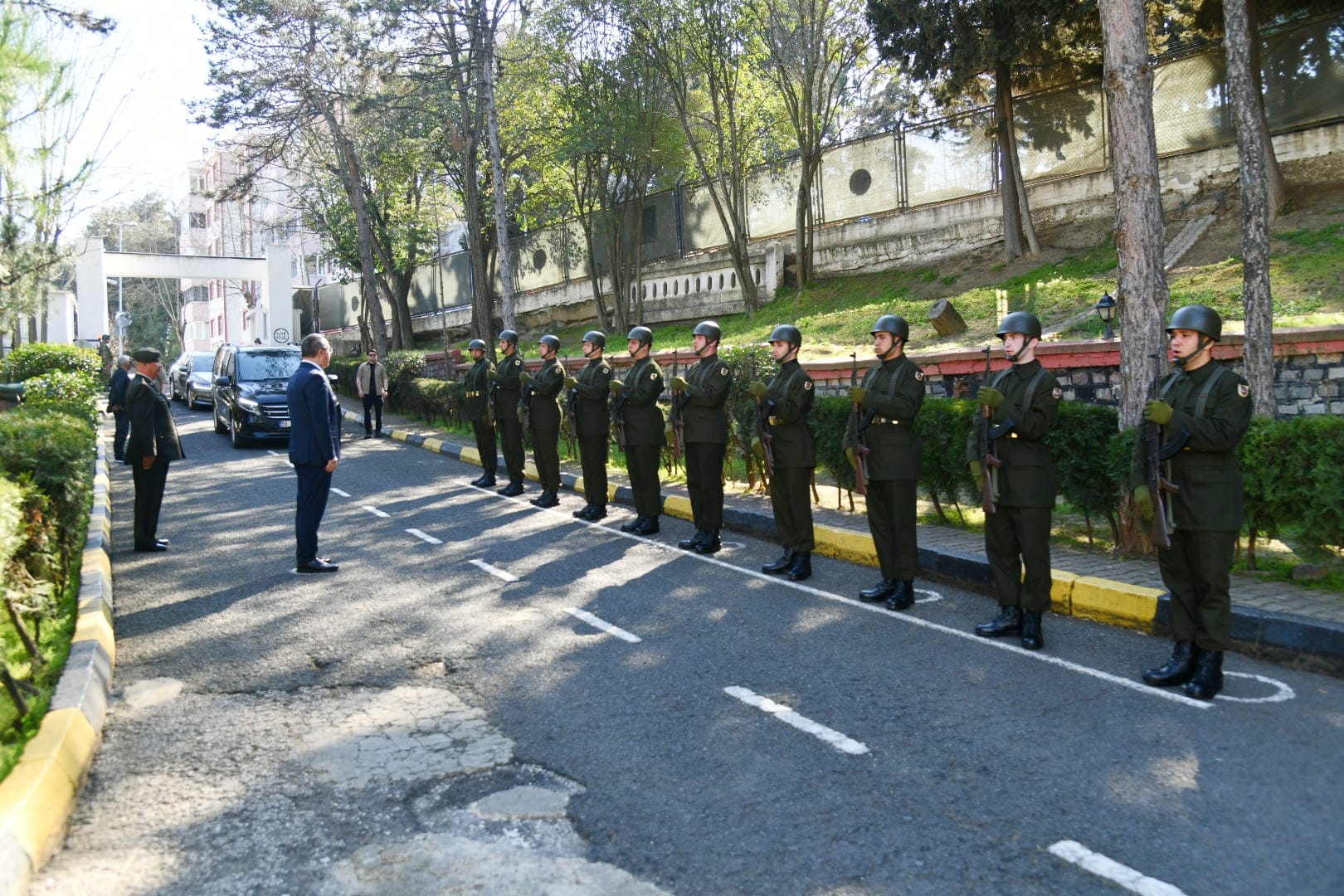 Vali Soytürk Askeralma Bölge Başkanı Taşkıran’ı Ziyaret Etti