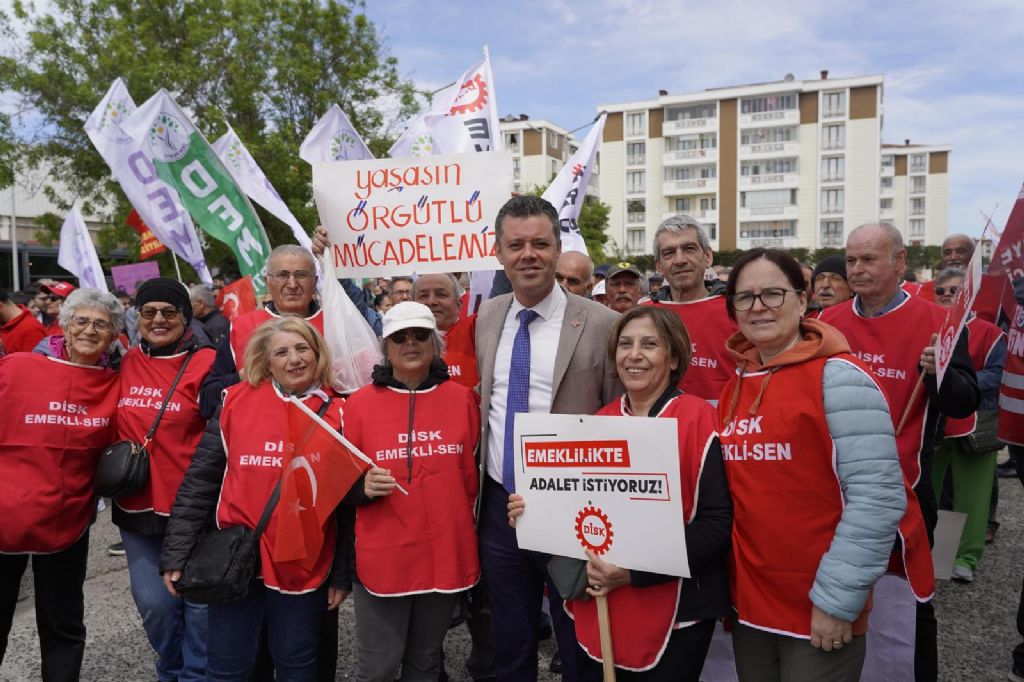 Başkan Sarıkurt`tan 1 Mayıs Mesajı: “En Yüce Değer Emektir”