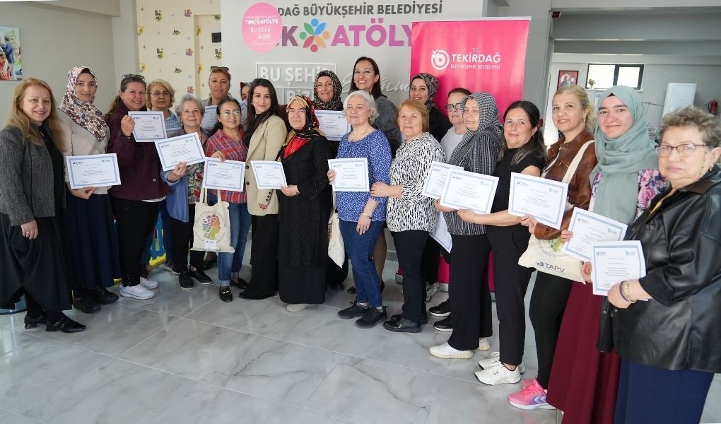 BÜYÜKŞEHİR’LE KADINLAR BİLİNÇLENEREK GÜÇLENDİLER