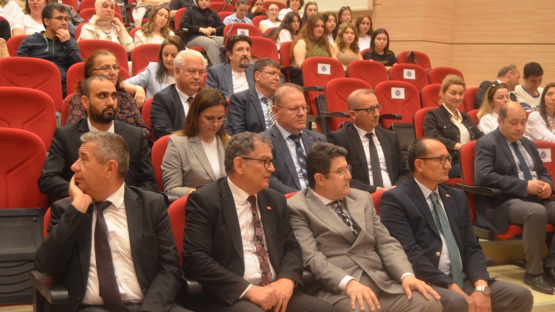 İl Millî Eğitim Müdürü Dr. Aziz Yeniyol, “Türkiye’de Özel Eğitim” Söyleşisine Katıldı