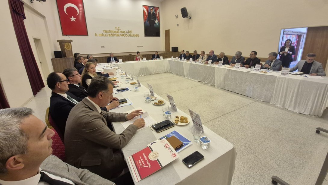 İlçe Millî Eğitim Müdürleri Toplantısı Gerçekleştirildi