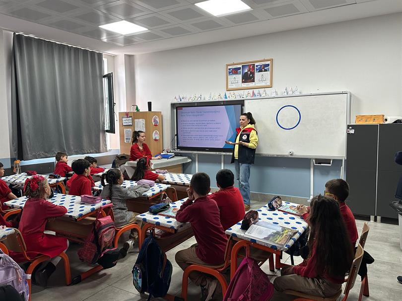 “Sağlıklı Bir Yaşam İçin Balık Yiyelim” Eğitimleri Devam Ediyor