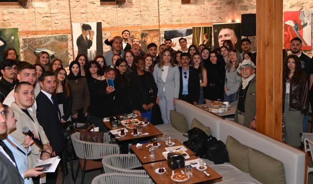 TEKGENÇFEST ÖNCESİ BÜYÜK BULUŞMA: GENÇLERDEN TEŞEKKÜR, CANDAN BAŞKAN’DAN YATIRIM MÜJDESİ