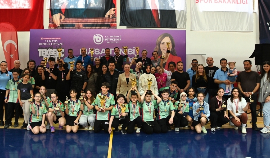 TEKİRDAĞ’DA MASA TENİSİ GENÇLİK KUPASI’NDA BÜYÜK HEYECAN