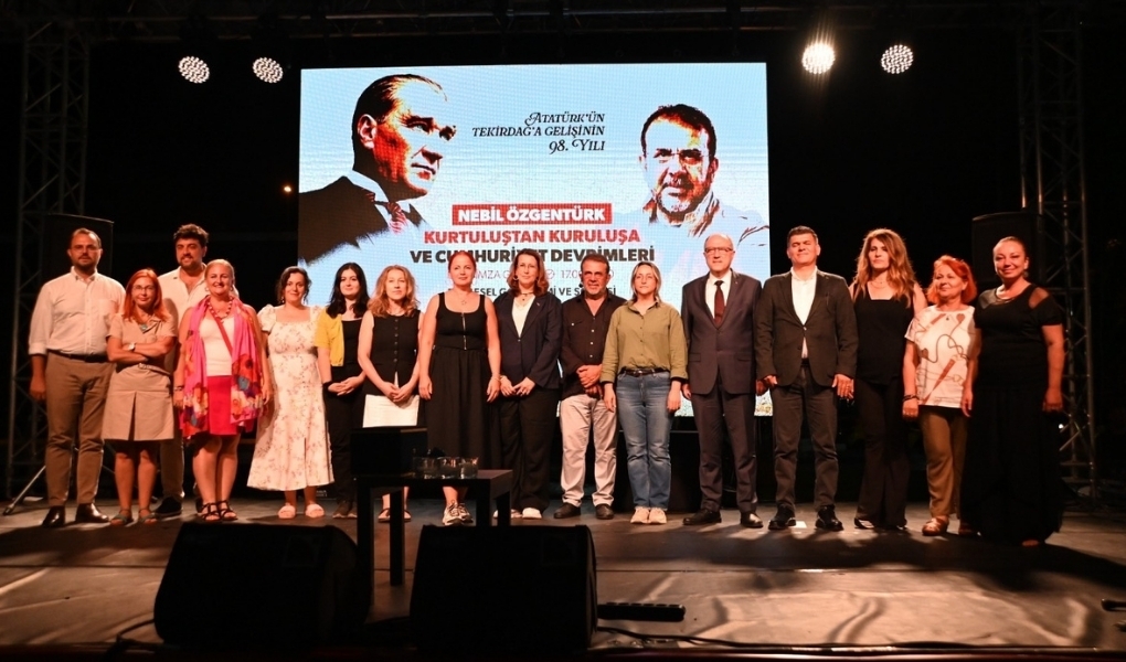 98 YILLIK GURUR ZAFER COŞKUSUYLA TAÇLANDI