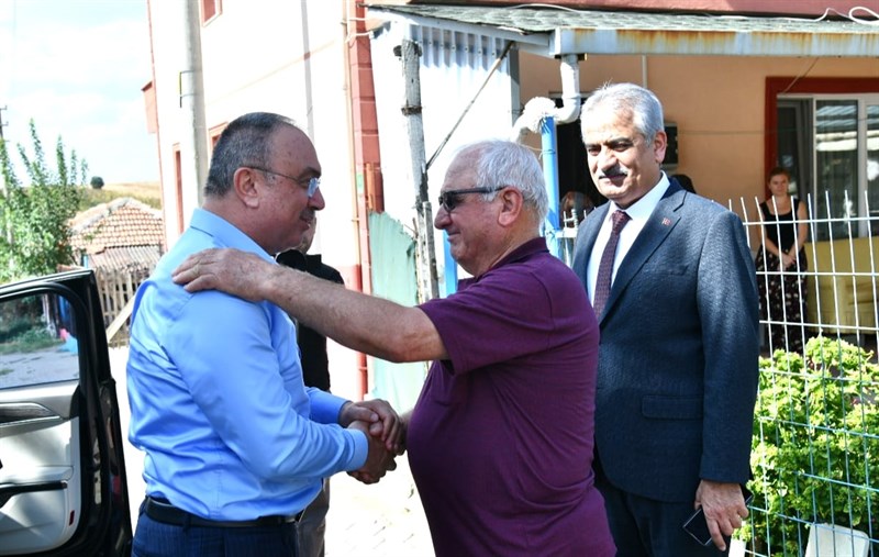 Vali Soytürk Şehidimiz Erdinç Salkım’ın Ailesini Ziyaret Etti