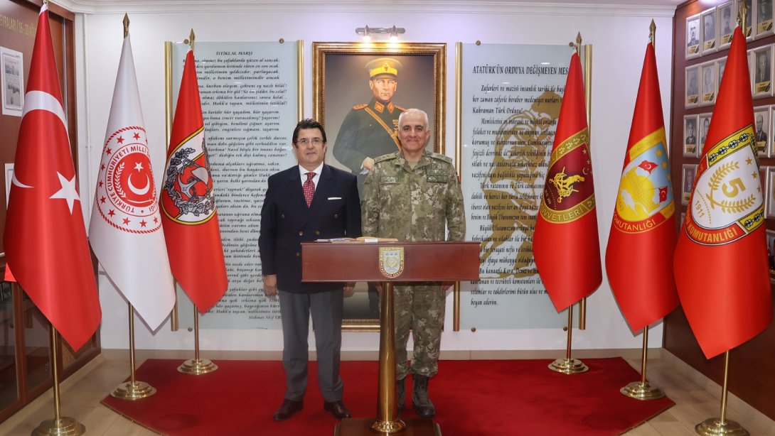 İl Millî Eğitim Müdürü Dr. Aziz Yeniyol, 5’inci Kolordu Komutanı Gazi Tümgeneral Davut Alâ’yı Ziyaret Etti