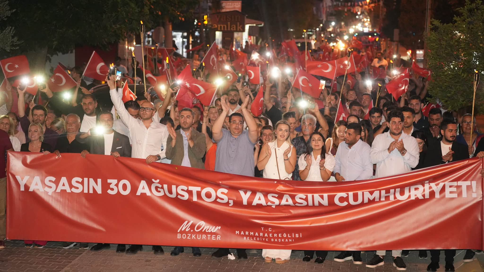 MARMARAEREĞLİSİ’NDE 30 AĞUSTOS COŞKUSU YAŞANDI