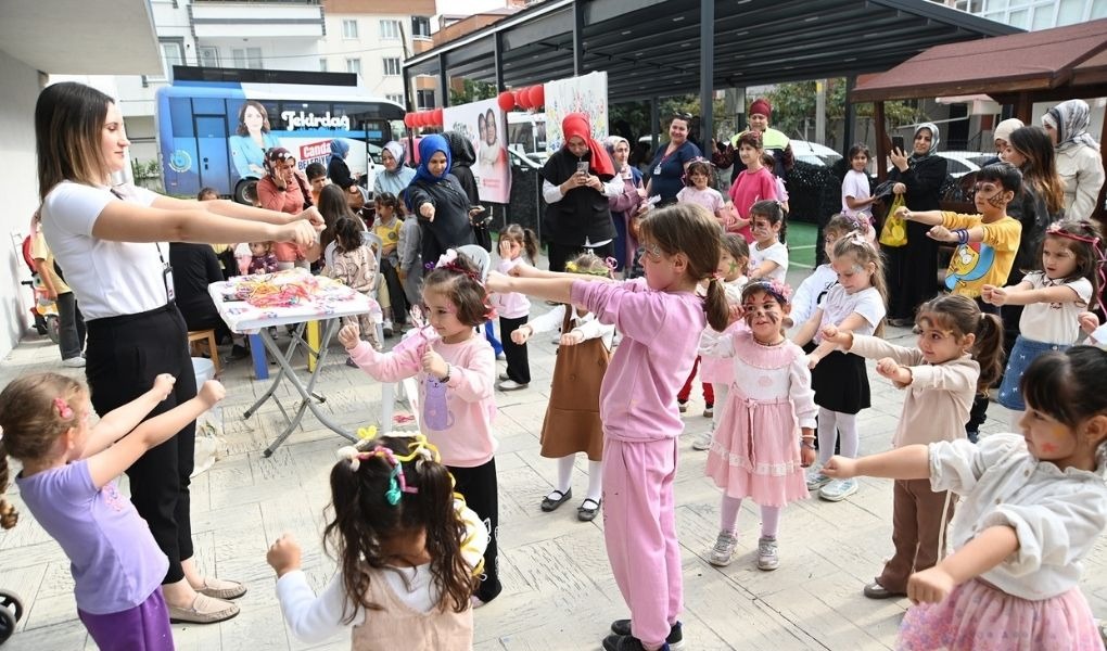 DÜNYA KIZ ÇOCUKLARI GÜNÜ’NDE KAPAKLI’DA RENKLİ BULUŞMA