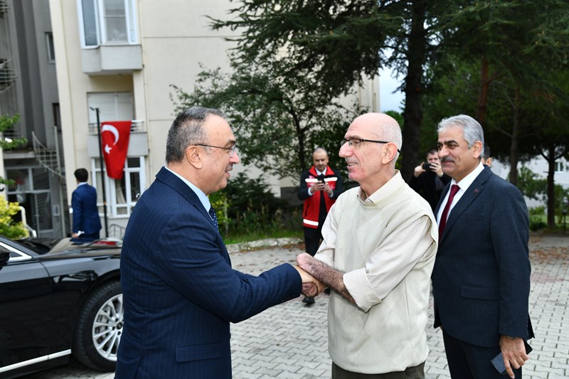 Vali Soytürk Cumhuriyet Bayramı Münasebetiyle Gazi Sevim’i Ziyaret Etti